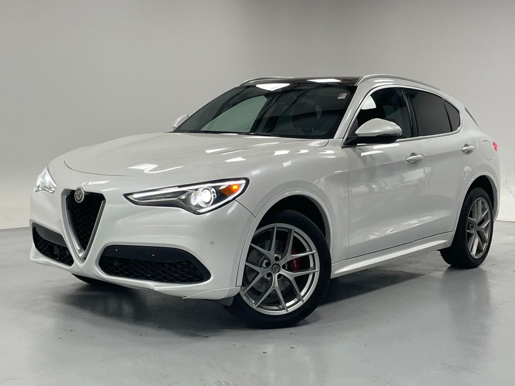 2021 Alfa Romeo Stelvio