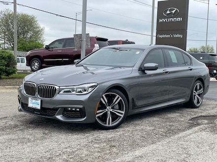 2019 BMW 750i xDrive Sedan