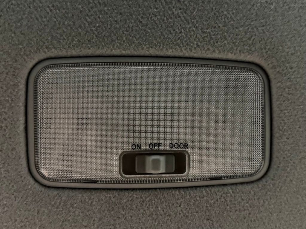 2010 Toyota Yaris Base - Photo 23