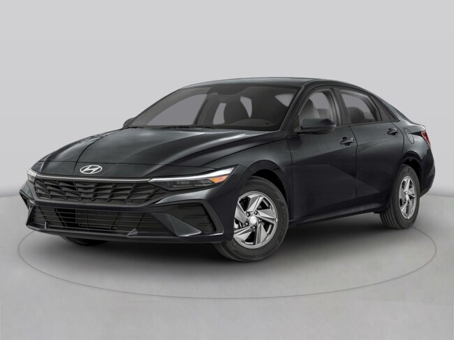 2024 Hyundai Elantra SE Sedan