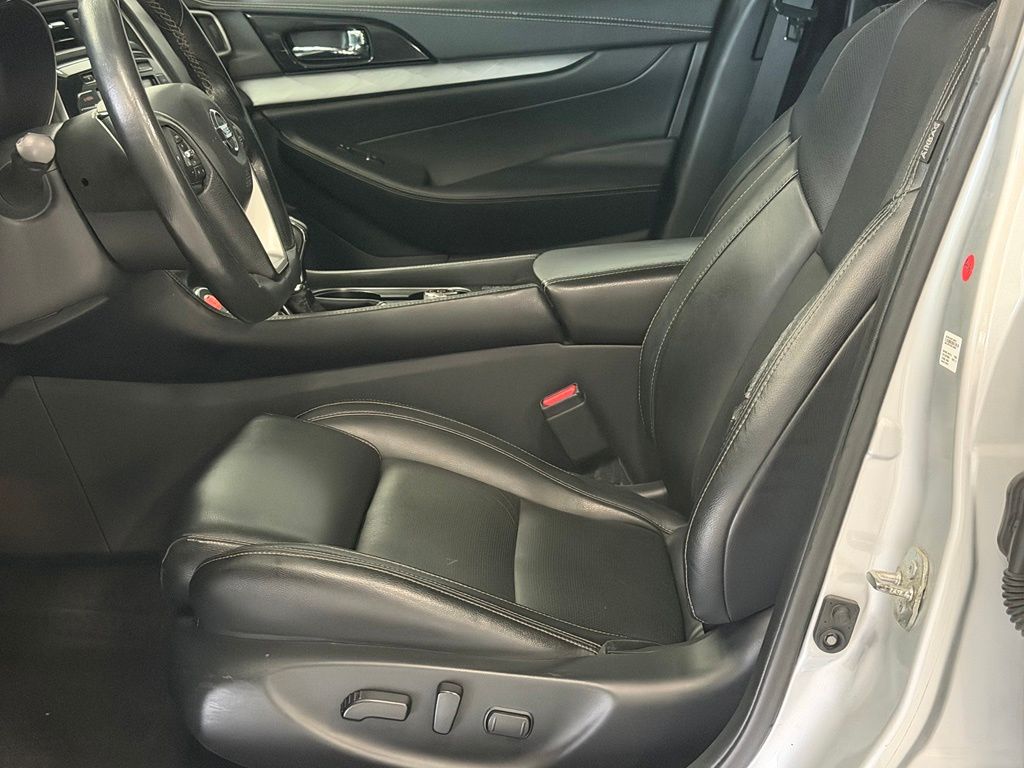 2017 Nissan Maxima SV - Photo 12