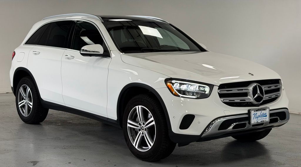 2022 Mercedes-Benz GLC GLC300 - Photo 6