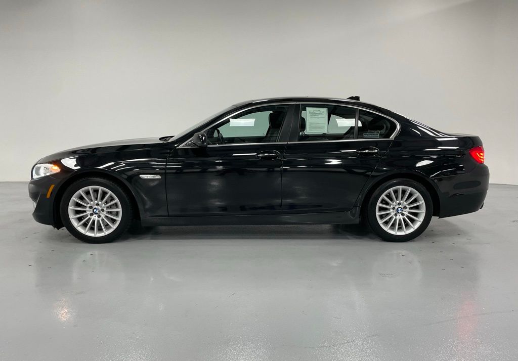 Used 2013 BMW 5 Series 535i with VIN WBAFU7C52DDU74350 for sale in Aurora, IL