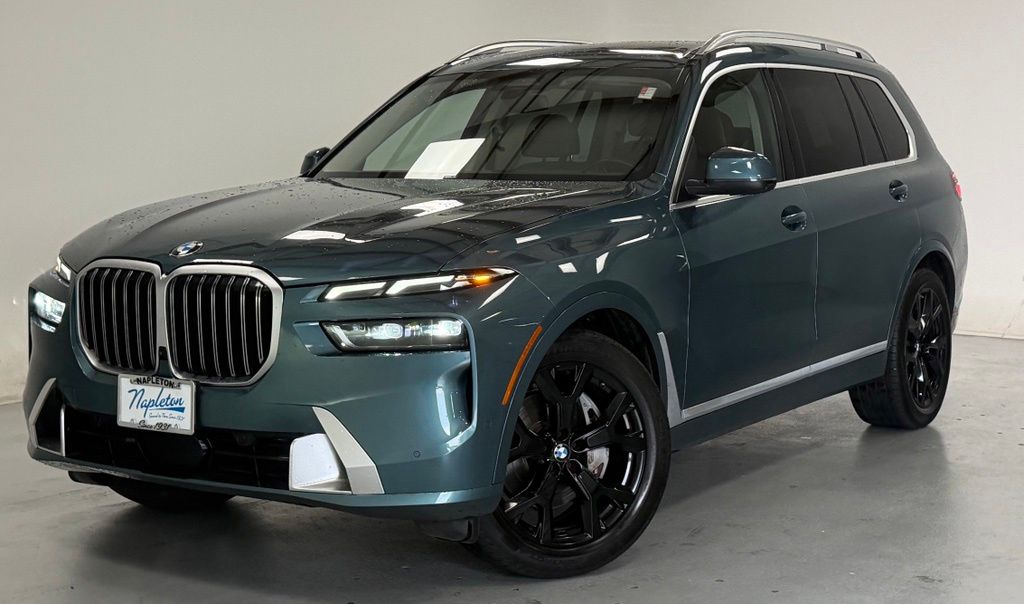 2024 BMW X7