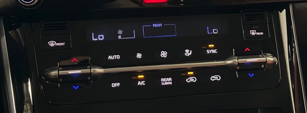 2023 Kia Carnival SX - Photo 21