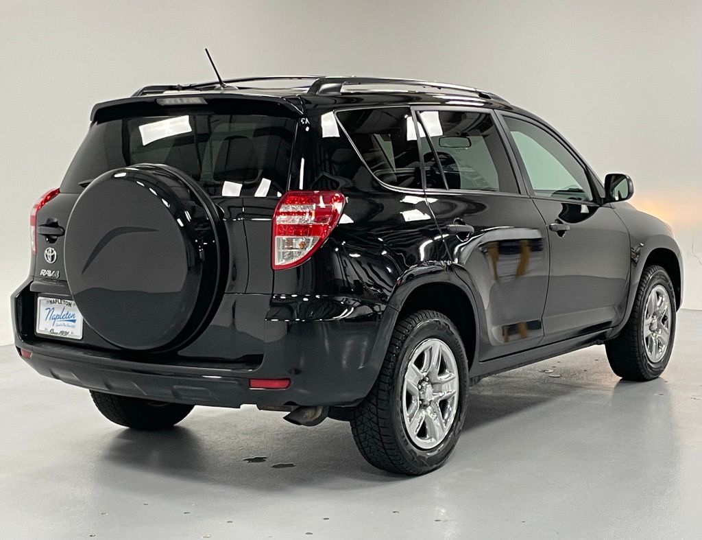 2012 Toyota RAV4 Base photo 4