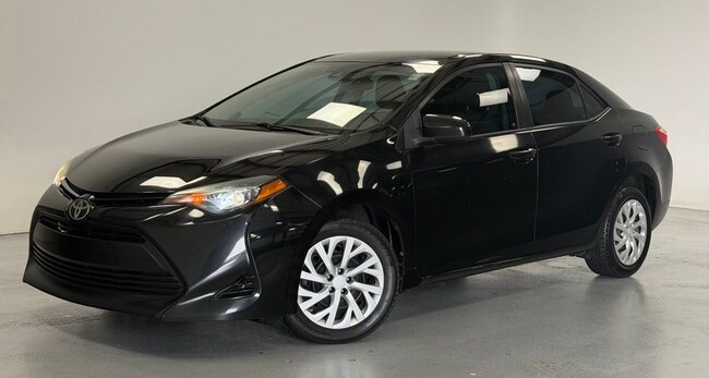 2018 Toyota Corolla LE Sedan