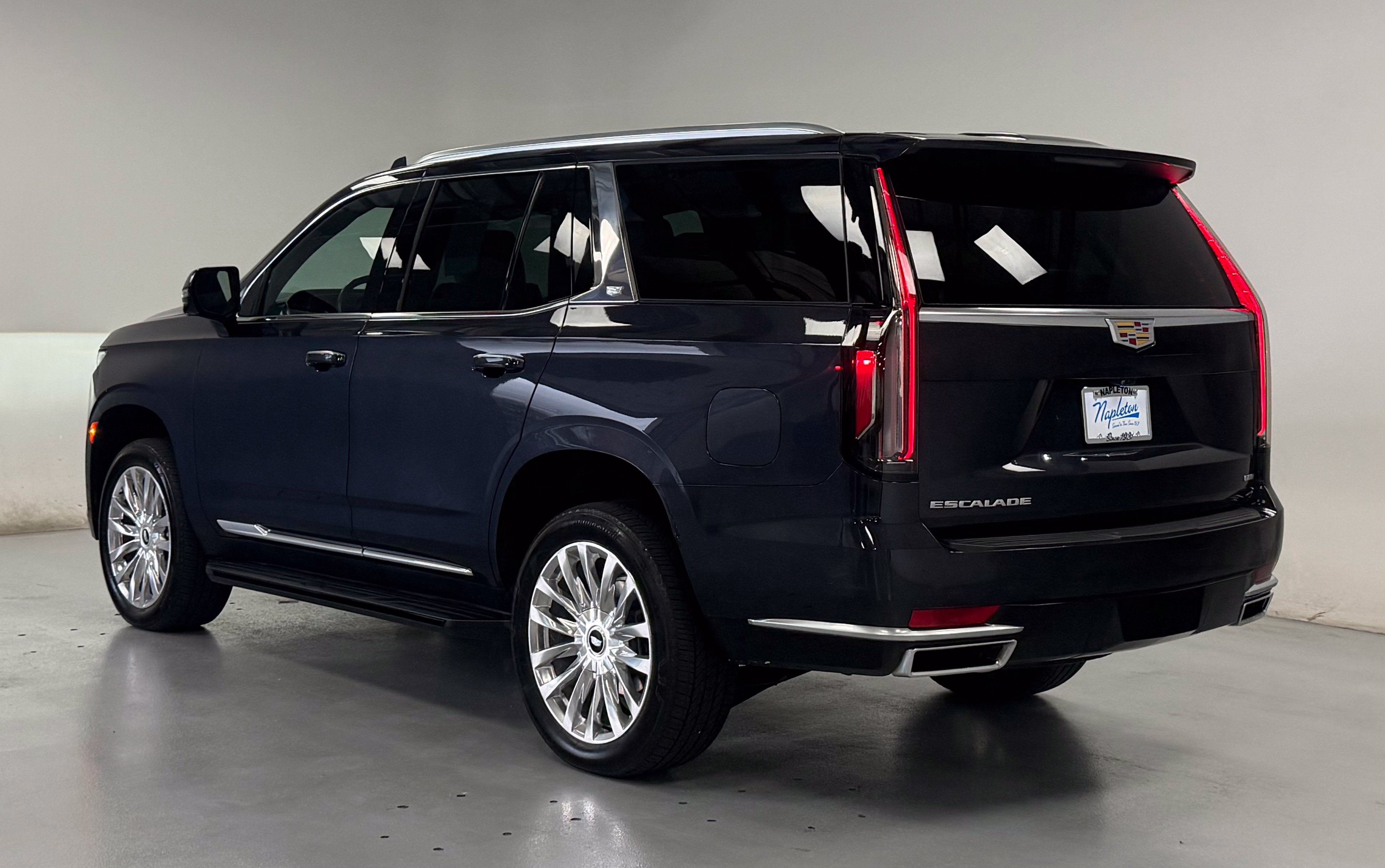 Used 2023 CADILLAC Escalade Premium Luxury SUV