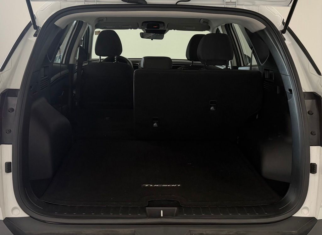 2024 Hyundai Tucson SE - Photo 24