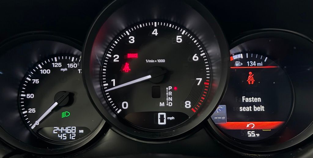 2023 Porsche Macan T - Photo 17