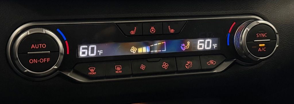 2019 Nissan Altima SV - Photo 19