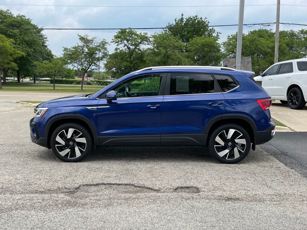 Used 2023 Volkswagen Taos SEL with VIN 3VV4X7B25PM360751 for sale in Aurora, IL