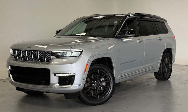 2022 Jeep New Grand Cherokee Summit SUV