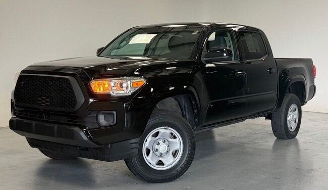 2022 Toyota Tacoma SR Truck Double Cab