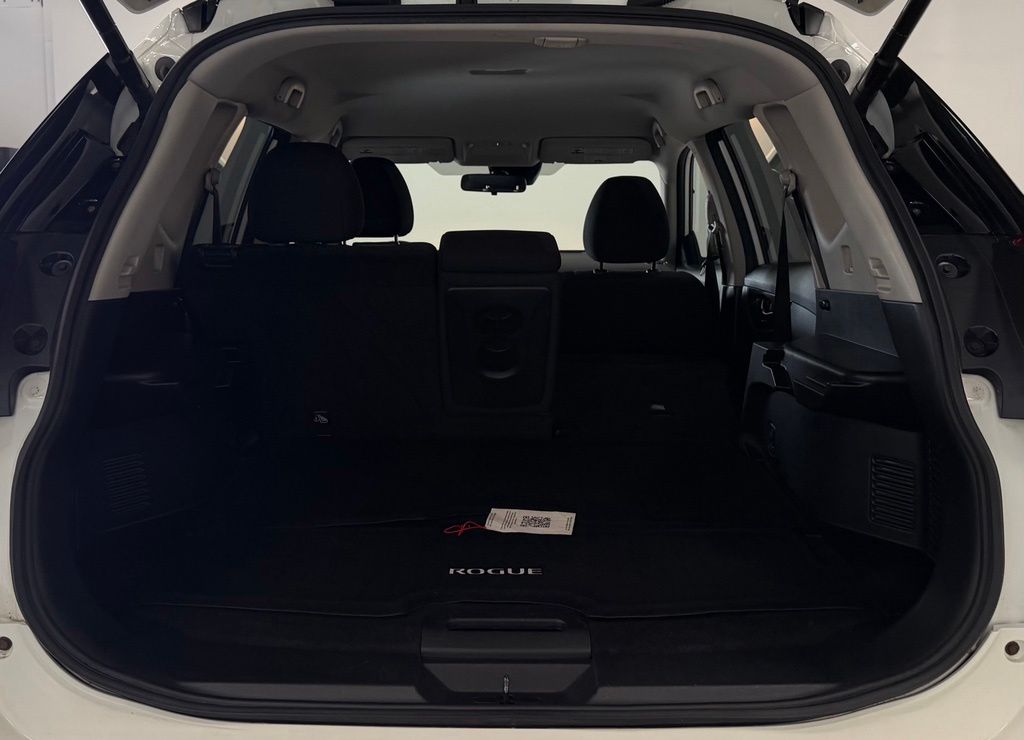 2019 Nissan Rogue SV - Photo 26