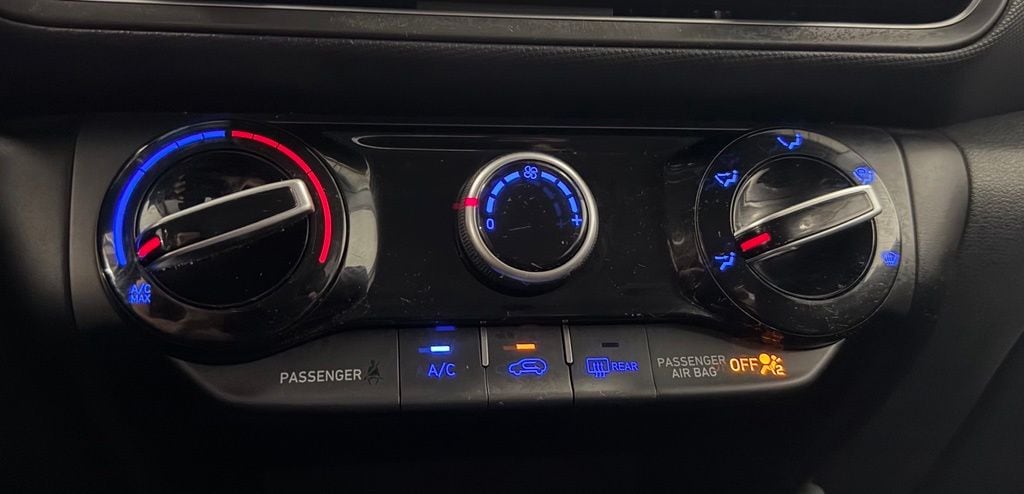 2023 Hyundai Kona SEL - Photo 19