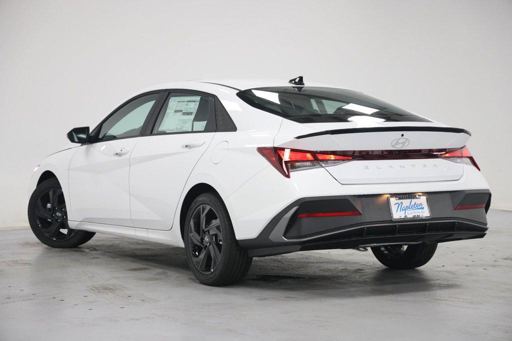 New 2026 Hyundai Elantra SEL Sport Plus Sedan