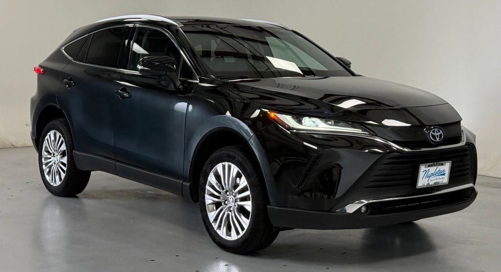 2024 Toyota Venza XLE - Photo 6