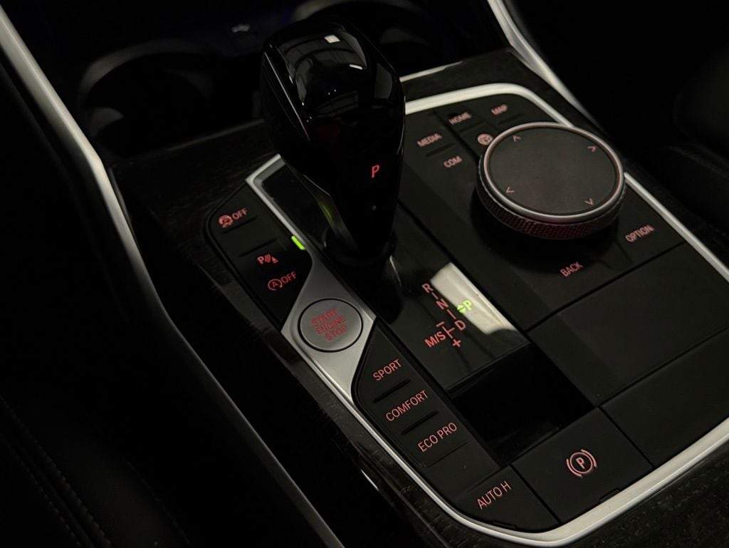 2022 BMW 3 Series 330i - Photo 22
