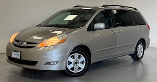 2007 Toyota Sienna XLE Van