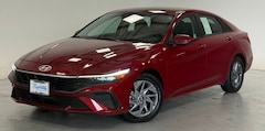 2024 Hyundai Elantra SEL Sedan