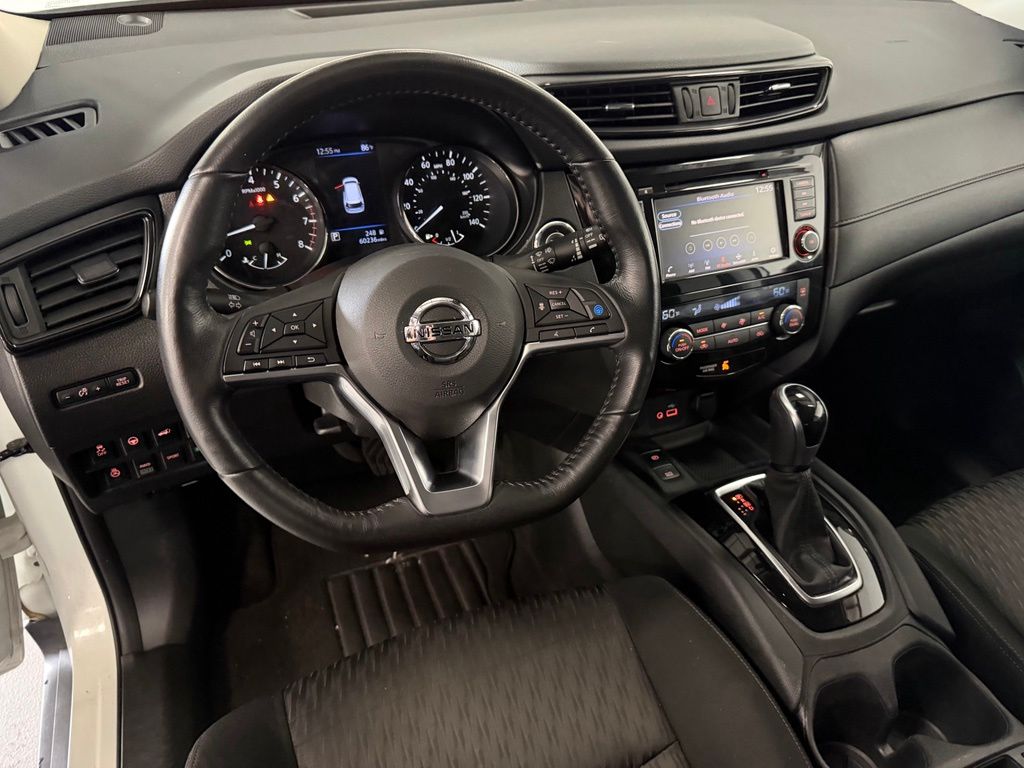 2019 Nissan Rogue SV - Photo 11