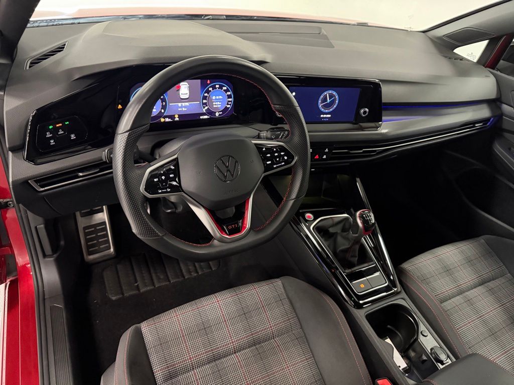 2024 Volkswagen Golf GTI S - Photo 11