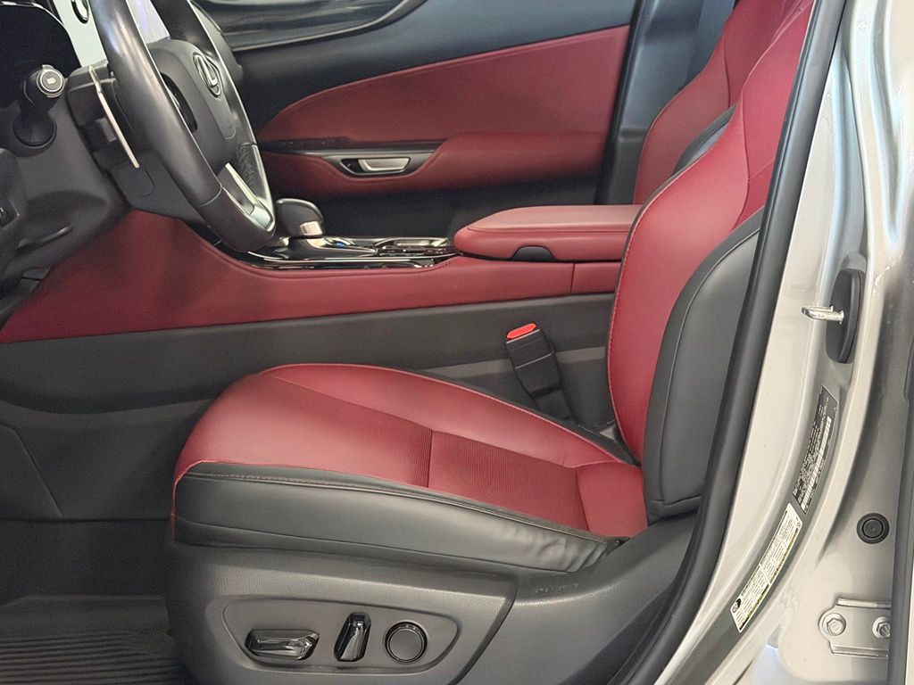 2024 Lexus NX 350 - Photo 12
