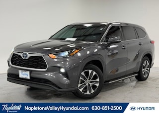 2022 Toyota Highlander Hybrid XLE SUV