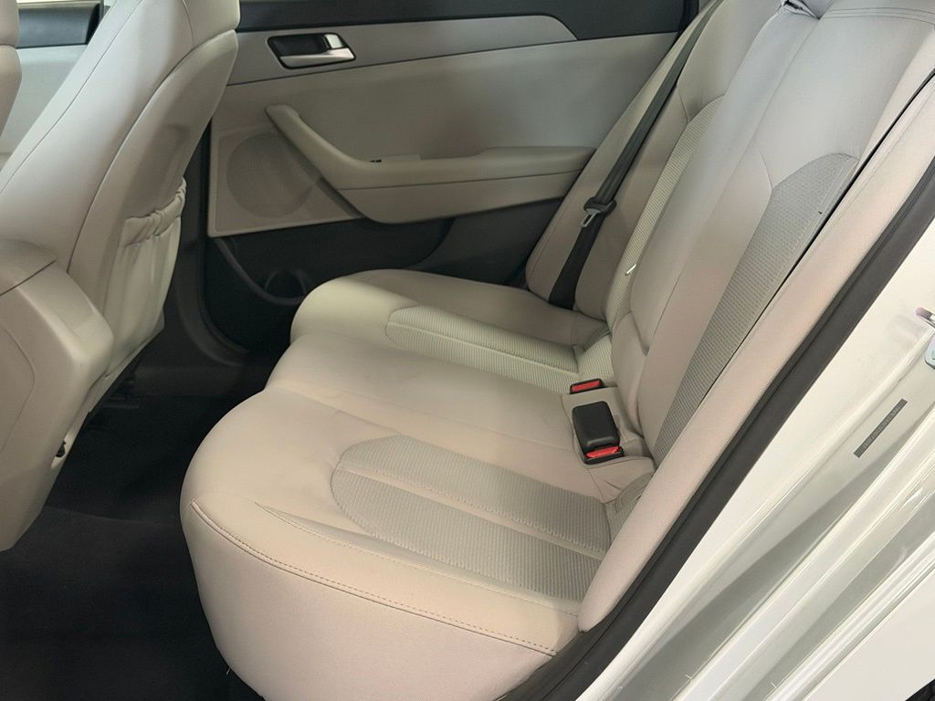 2015 Hyundai Sonata SE - Photo 22