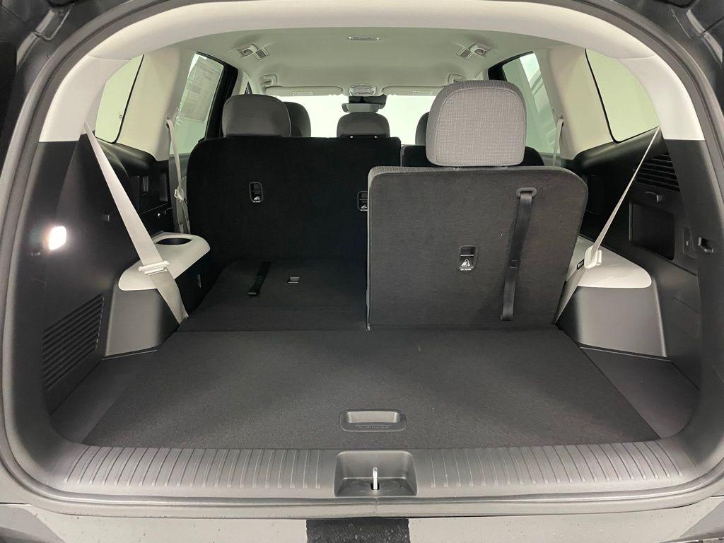 2026 Hyundai IONIQ 9 SE - Photo 24