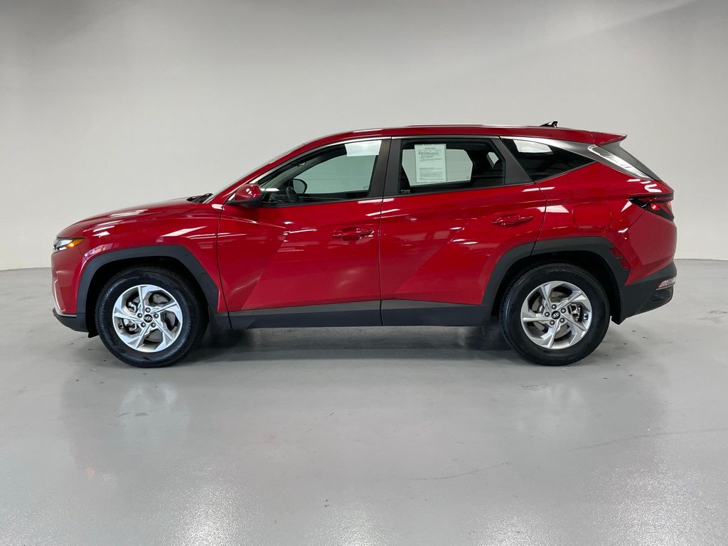 2023 Hyundai Tucson SE photo 2