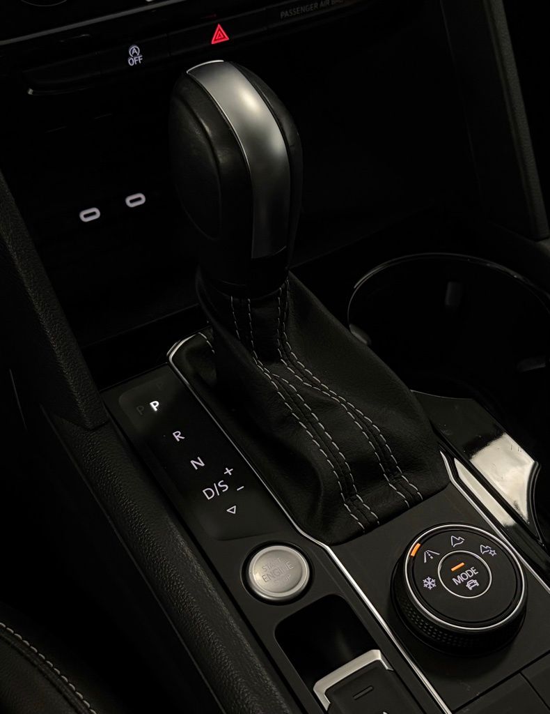 2023 Volkswagen Atlas SE w/Tech - Photo 21