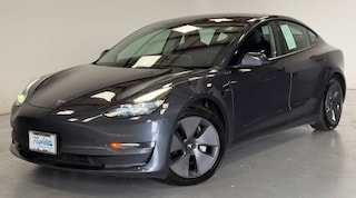 2022 Tesla Model 3 Long Range Sedan
