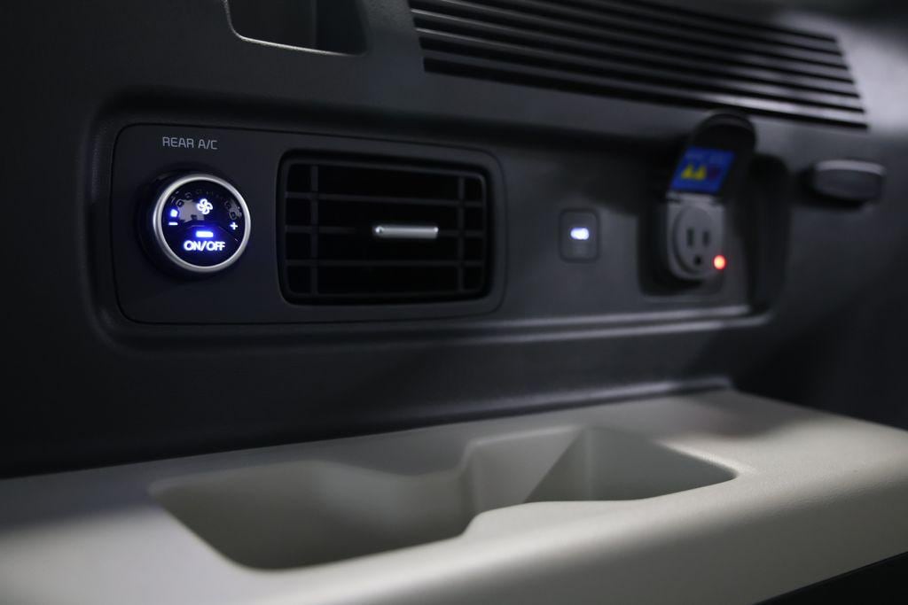 2026 Hyundai Santa Fe Limited - Photo 44