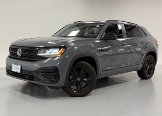 2022 Volkswagen Atlas Cross Sport 2.0T SEL R-Line Black SUV
