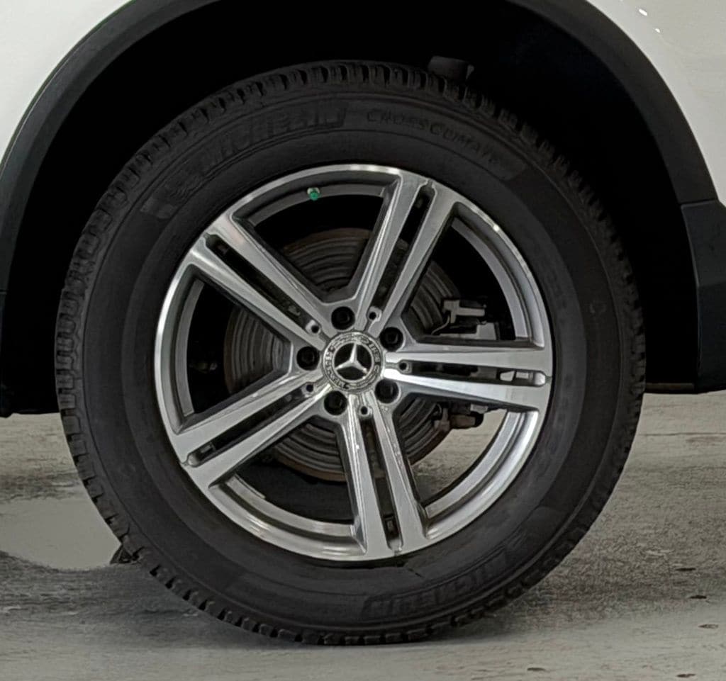 2022 Mercedes-Benz GLC GLC300 - Photo 9