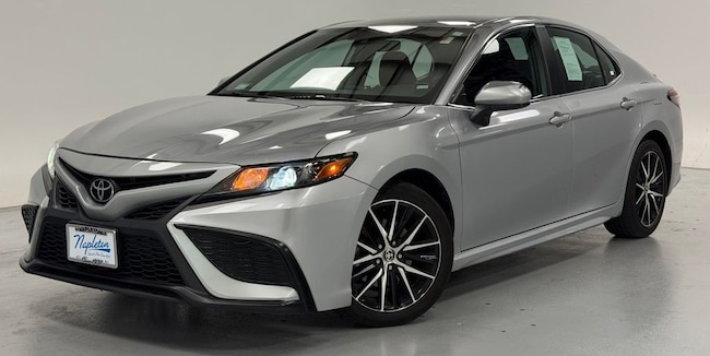 2021 Toyota Camry SE Sedan