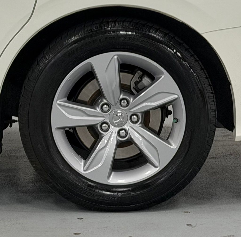 2019 Honda Odyssey EX-L - Photo 8