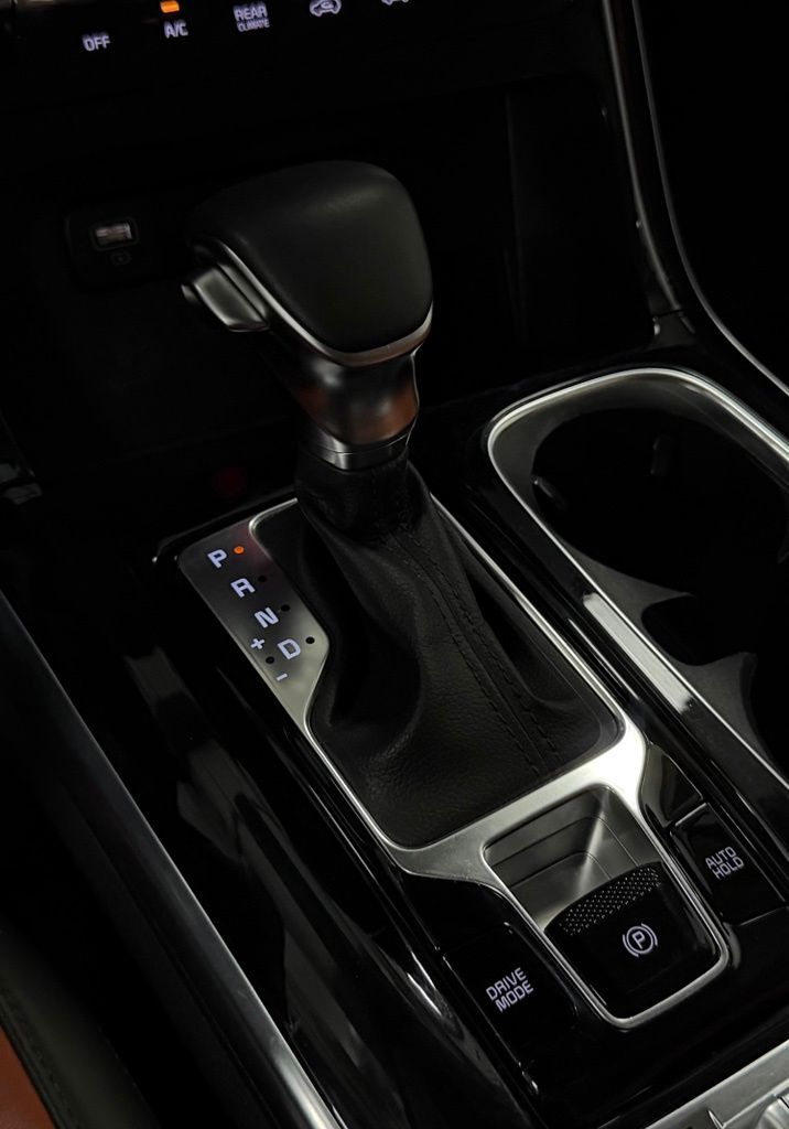 2023 Kia Carnival SX - Photo 22