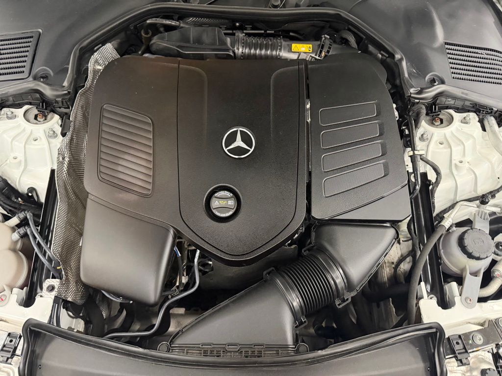2022 Mercedes-Benz C-Class Sedan C 300 - Photo 9