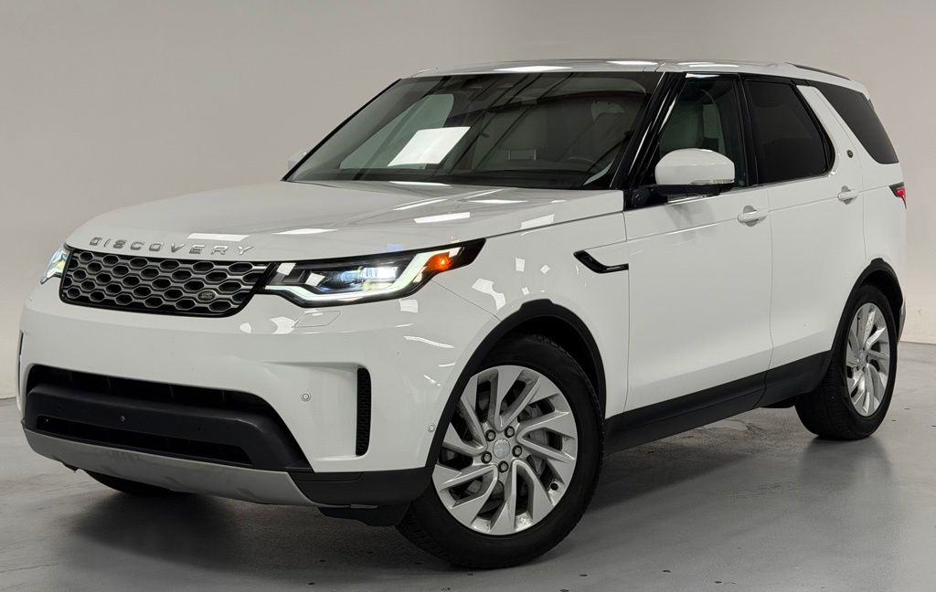 2023 Land Rover Discovery S's photo