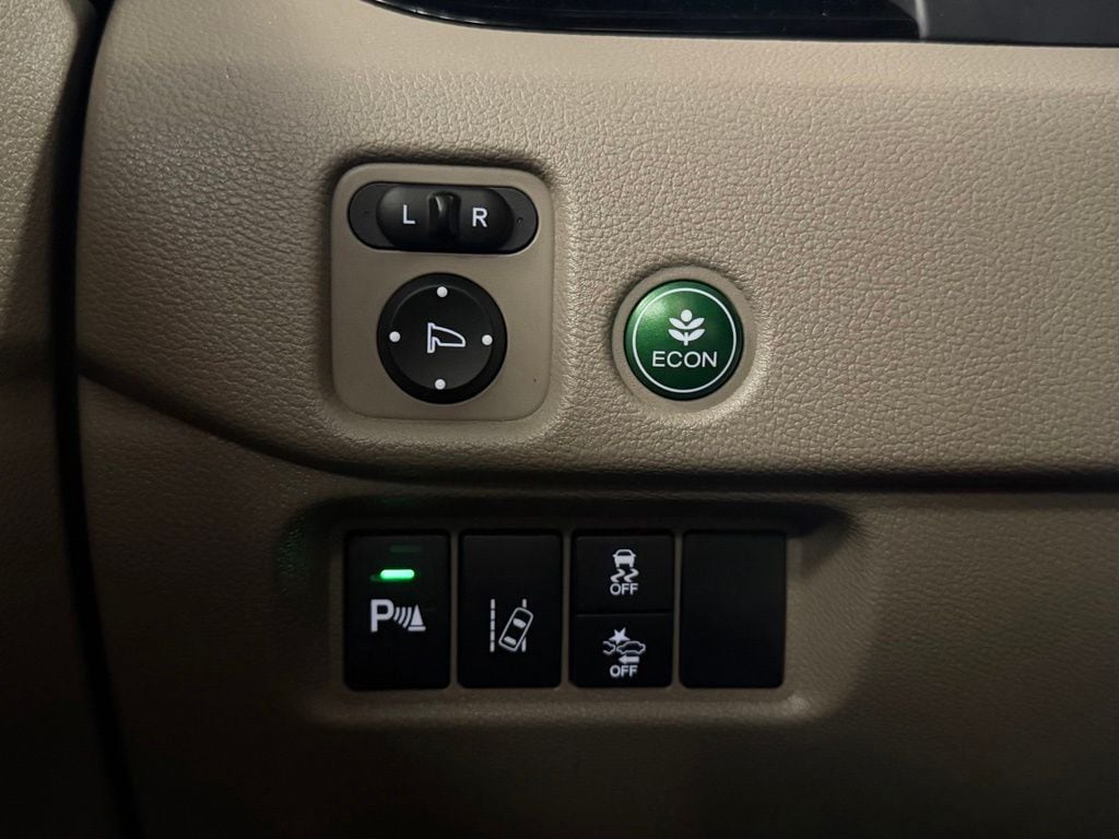 2017 Honda Pilot Elite - Photo 14
