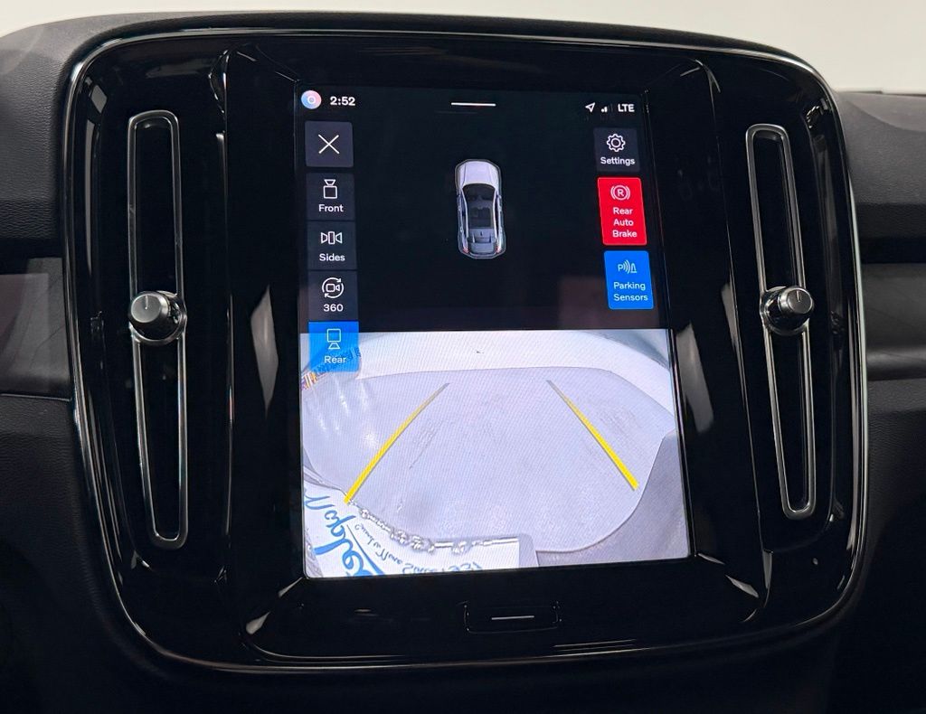 2023 Volvo C40 Plus - Photo 18