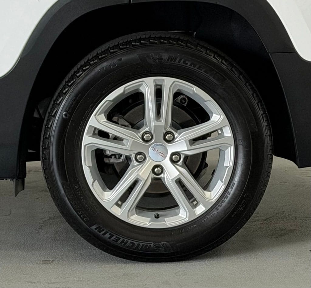 2024 GMC Terrain SLE - Photo 8