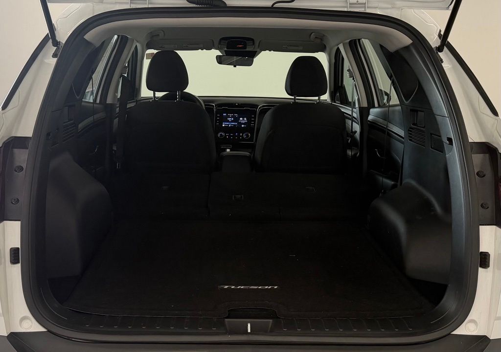 2024 Hyundai Tucson SE - Photo 25