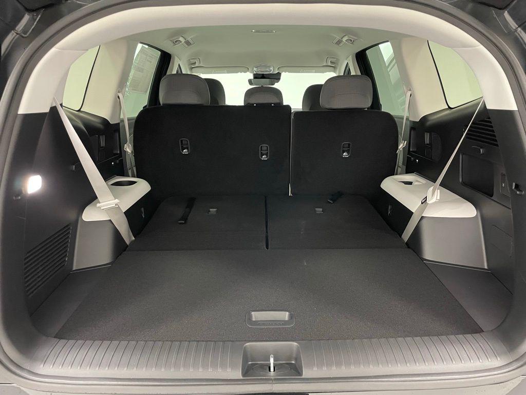 2026 Hyundai IONIQ 9 SE - Photo 25