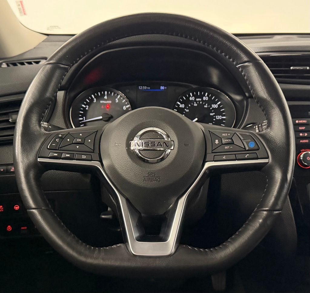 2019 Nissan Rogue SV - Photo 16