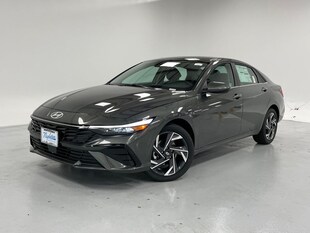 2025 Hyundai Elantra SEL Convenience Sedan