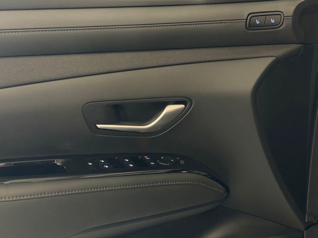 2026 Hyundai Tucson Limited - Photo 11